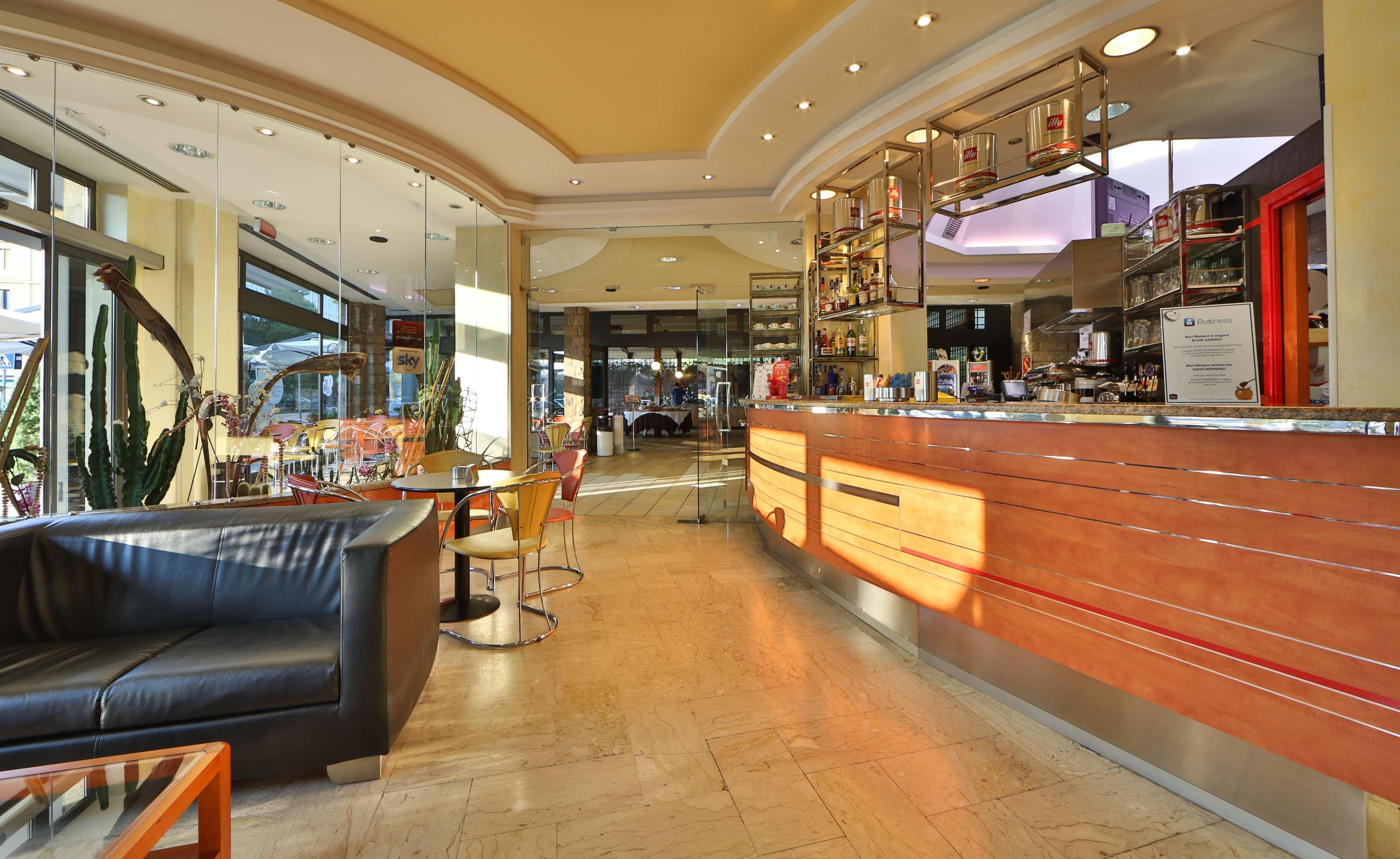 Best Western Hotel Cristallo 로비고 외부 사진